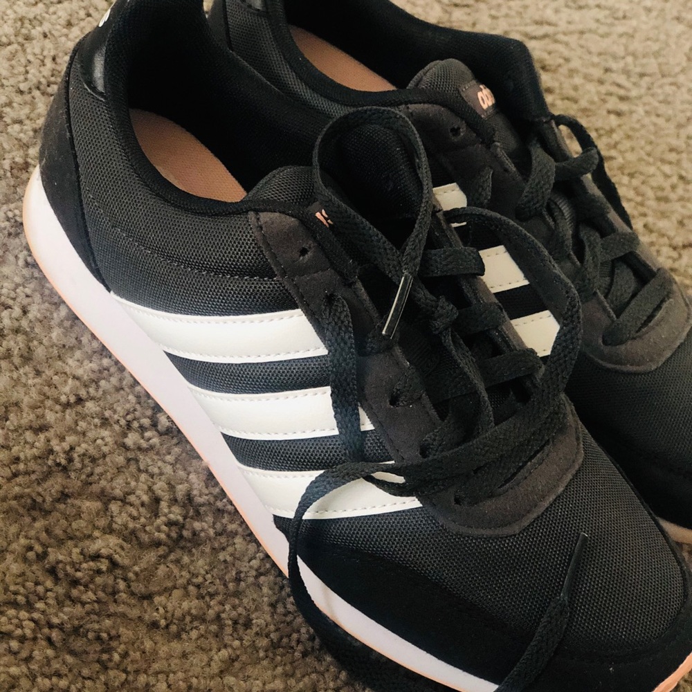 adidas V Racer